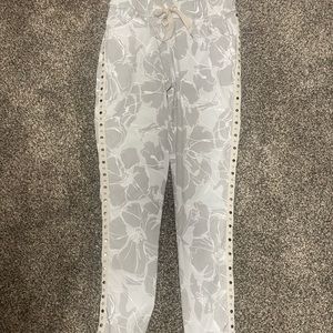 Tempo Paris Camo Pants Small  gray and white NEW no tags.
